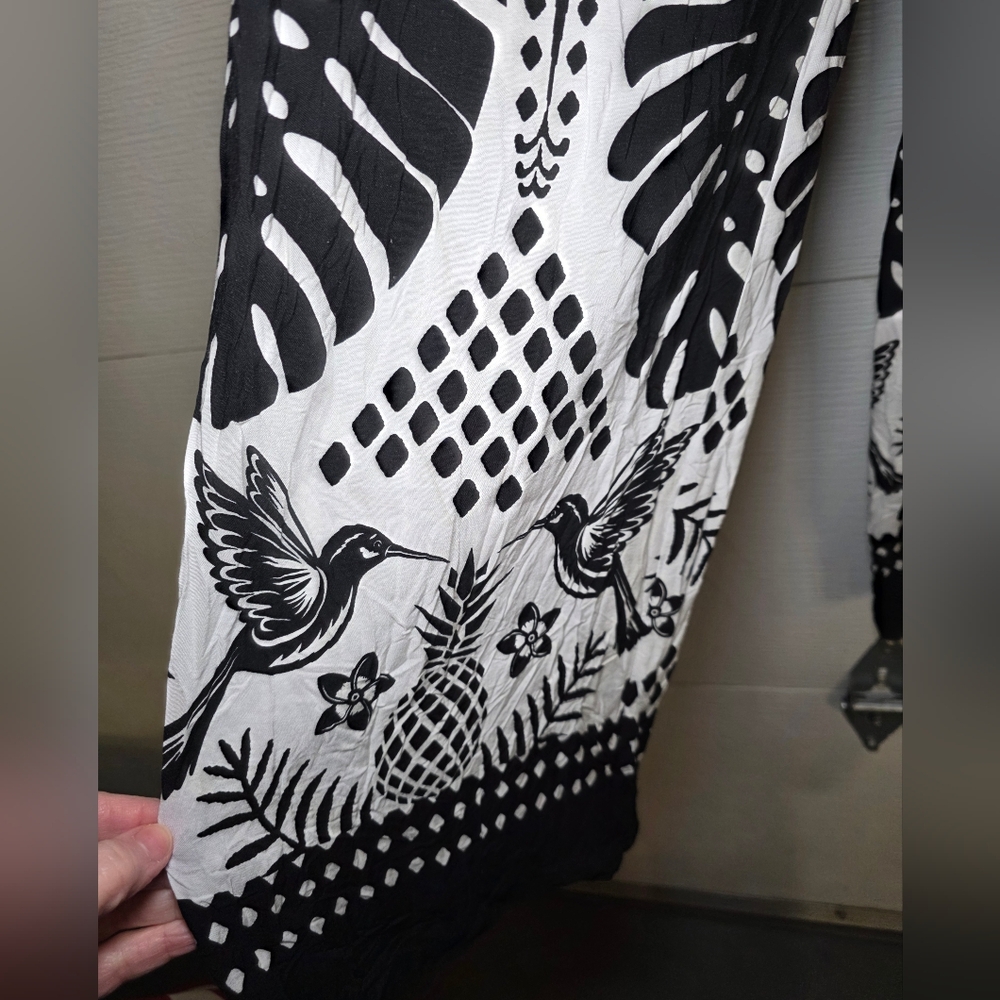 Sunburst Kiss Tropical Black and White Pants - Picture 2 of 4